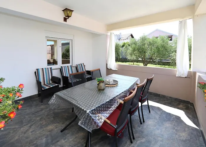 Sunny Terrace Daire