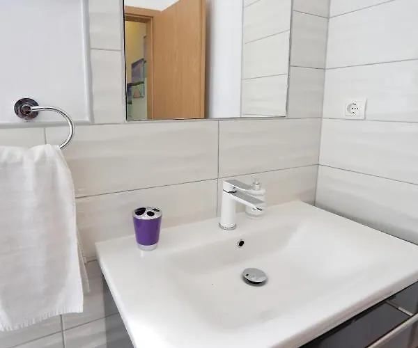 Sunny Terrace Бибинье