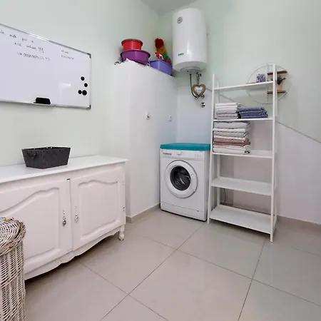 Sunny Terrace Apartment Bibinje