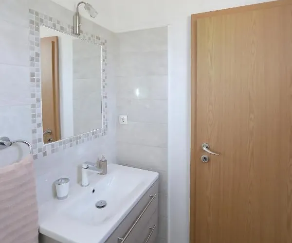 Sunny Terrace Apartman