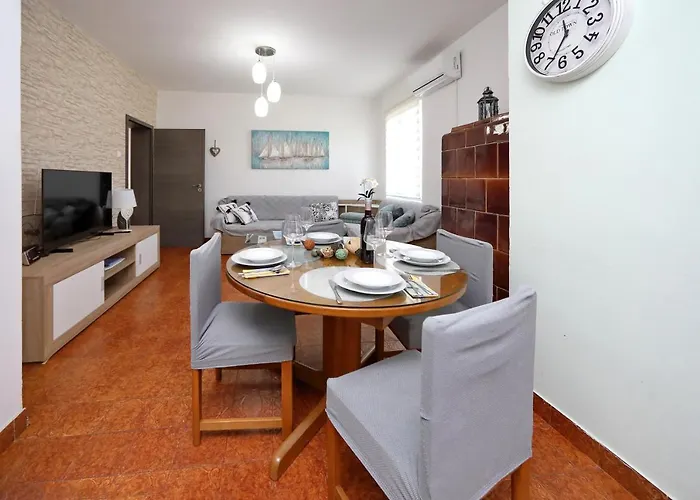 Sunny Terrace Apartamento